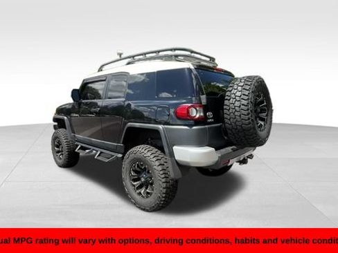 Used 2013 Toyota FJ Cruiser 4WD w/ Convenience Pkg image 5