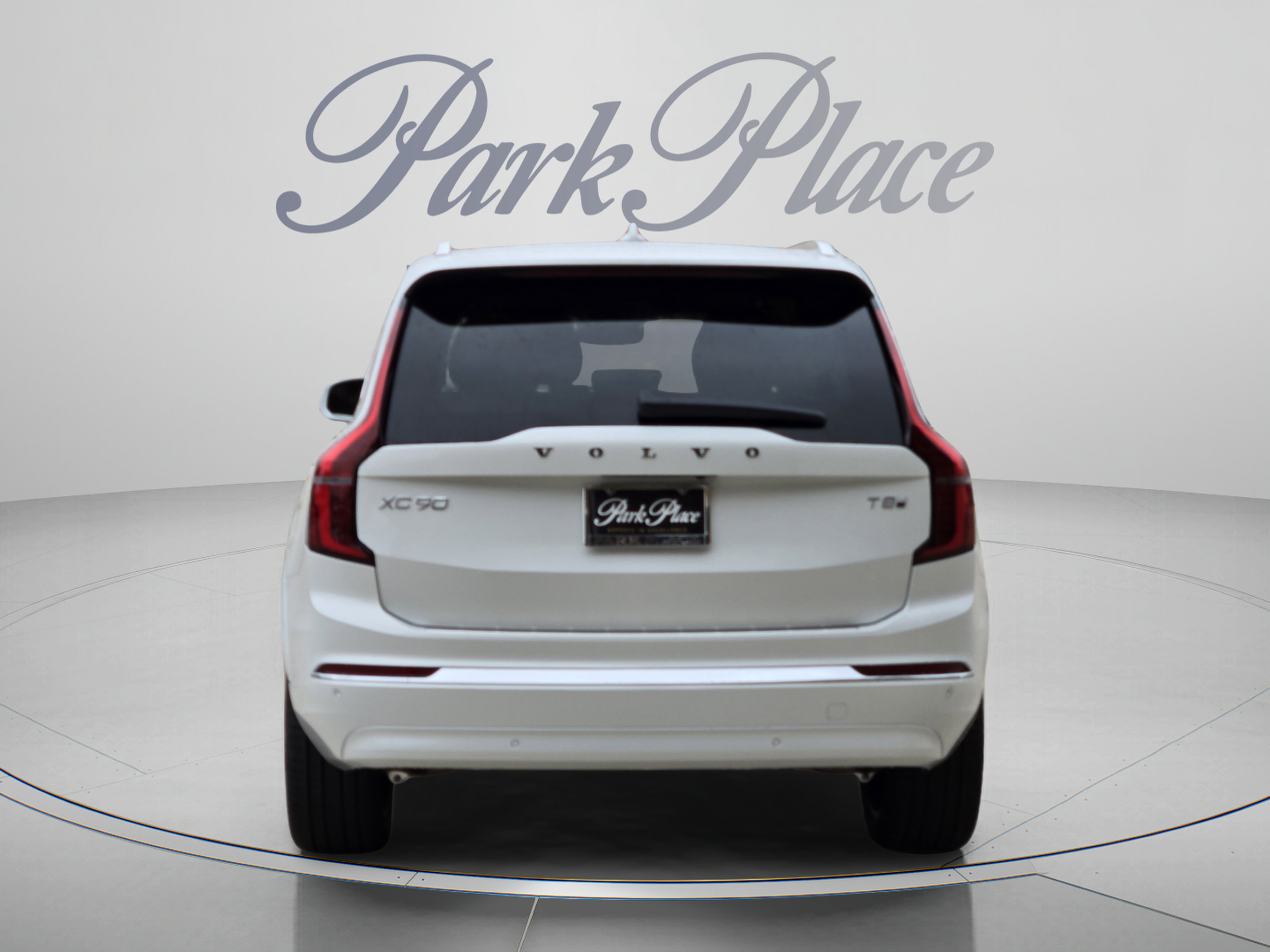 New 2026 Volvo XC90 T8 Plus w/ Protection Package Premier AWD/4WD image 4
