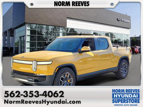 Used 2022 Rivian R1T Adventure image 1