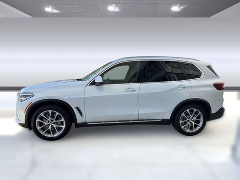 Used 2023 BMW X5 xDrive40i image 2