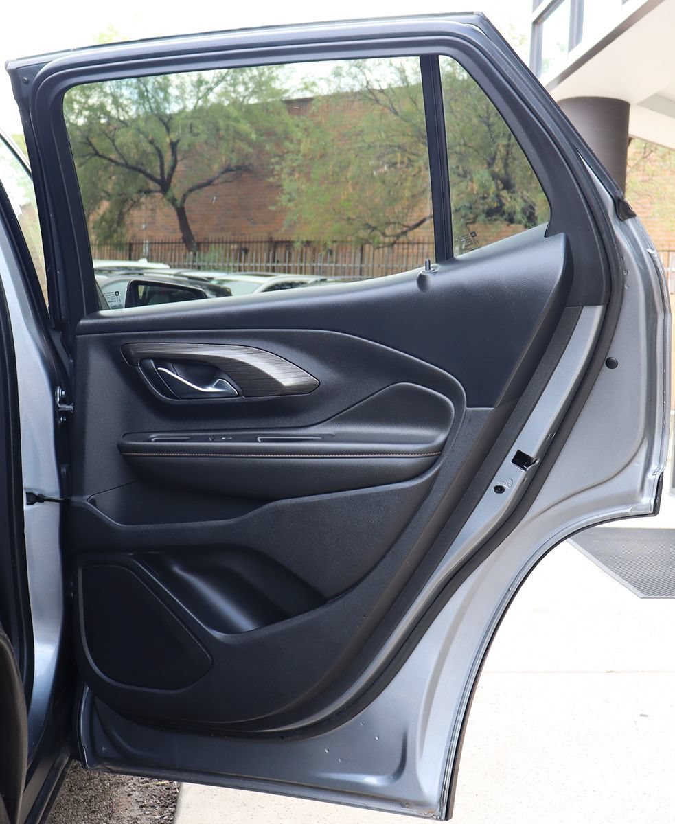 Used 2020 GMC Terrain SLT FWD image 26