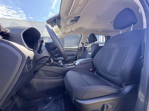 Used 2024 Hyundai Tucson SEL AWD/4WD image 3