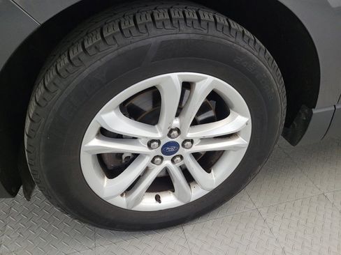 Used 2019 Ford Edge SEL w/ Equipment Group 201A AWD/4WD image 31