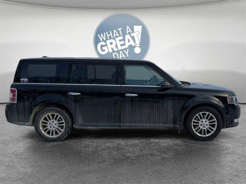 Used 2018 Ford Flex SEL image 2