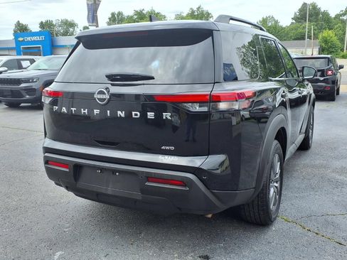 Used 2025 Nissan Pathfinder SV AWD/4WD image 27