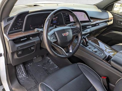 Used 2023 Cadillac Escalade Premium Luxury RWD image 10