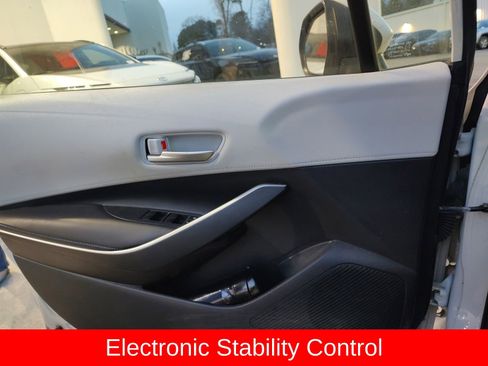 Used 2020 Toyota Corolla SE image 13