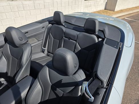 Used 2023 BMW 430i Convertible w/ M Sport Package image 11