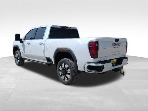 Used 2025 GMC Sierra 2500 Denali w/ Denali Reserve Package AWD/4WD image 5