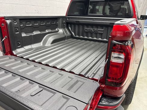 New 2026 GMC Canyon Denali AWD/4WD image 11