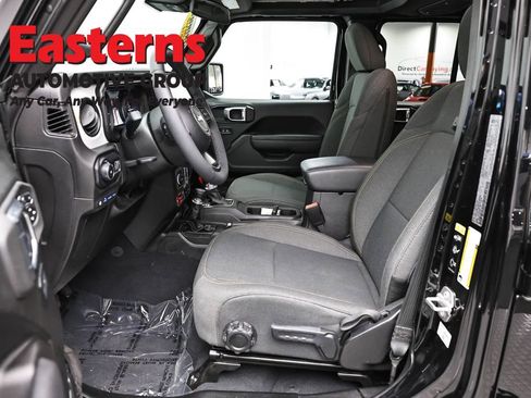 Used 2025 Jeep Wrangler Unlimited Sport S 4xe AWD/4WD image 14
