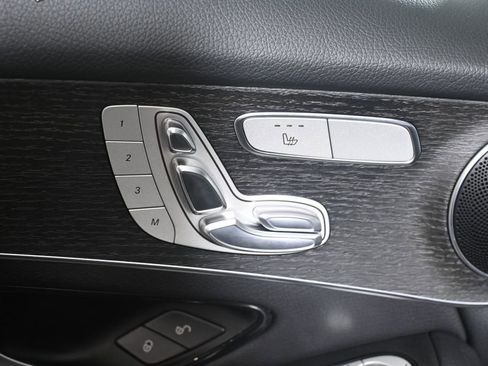 Used 2022 Mercedes-Benz GLC 300 4MATIC image 30