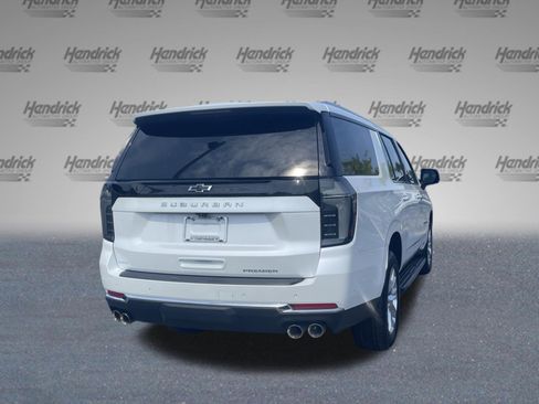 Used 2025 Chevrolet Suburban Premier AWD/4WD image 10
