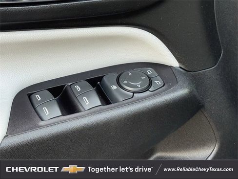 Used 2018 Chevrolet Equinox Premier image 27