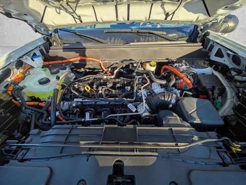 New 2025 Ford Maverick XLT image 15