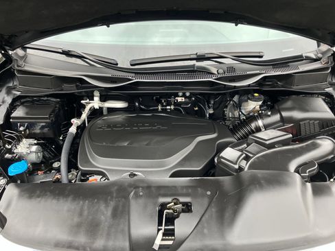 Certified 2024 Honda Odyssey Touring image 38