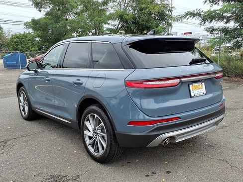 Used 2023 Lincoln Corsair AWD w/ Equipment Group 101A image 4
