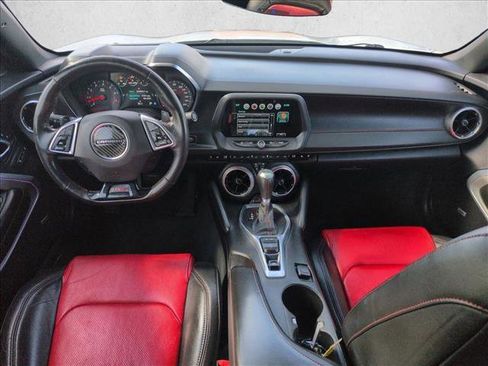 Used 2016 Chevrolet Camaro SS image 17