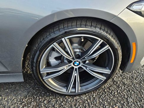 Used 2023 BMW 330i Sedan w/ Driving Assistance Package image 9
