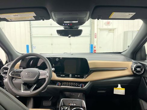 New 2026 Chevrolet Equinox ACTIV w/ Safety and Technology Package AWD/4WD image 10