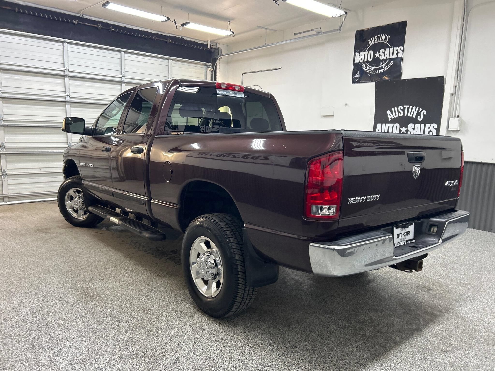 Used 2005 Dodge Ram 2500 Truck SLT w/ Quad Cab Big Horn Value Group AWD/4WD image 4