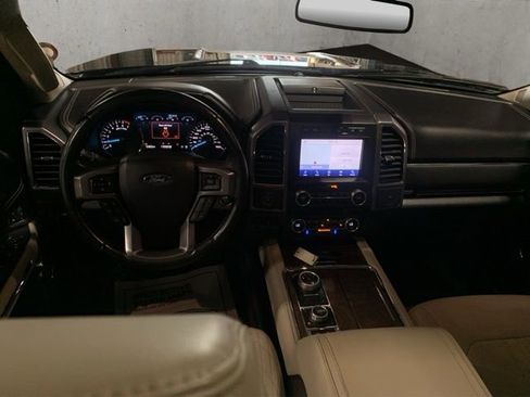 Used 2021 Ford Expedition Max Platinum AWD/4WD image 17