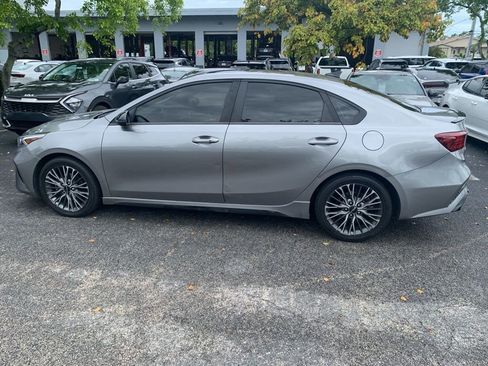 Used 2022 Kia Forte GT-Line w/ GT-Line Premium Package image 5