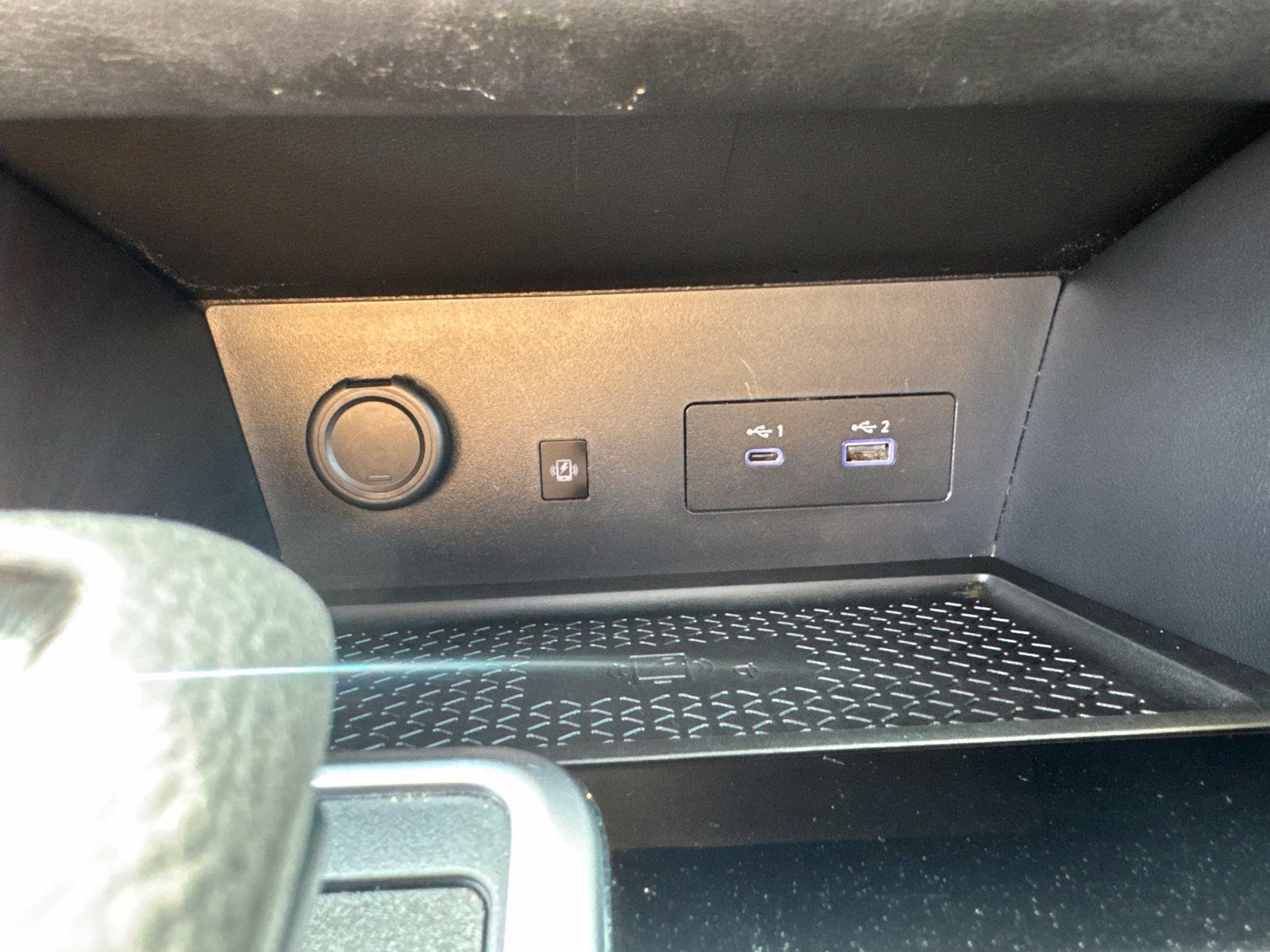 Used 2025 Nissan Pathfinder SL AWD/4WD image 29