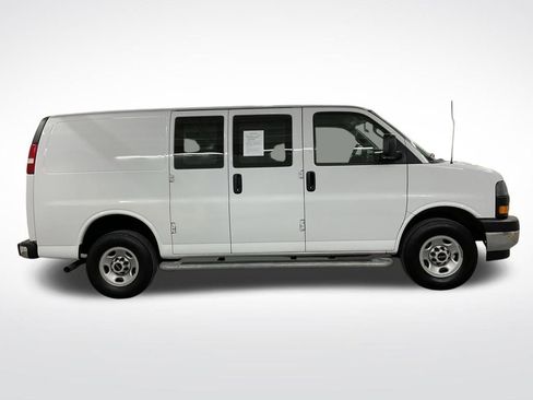 Used 2024 GMC Savana 2500 w/ Driver Convenience Package RWD image 27