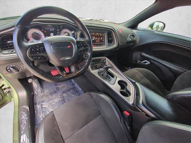 Used 2022 Dodge Challenger R/T Scat Pack RWD image 16