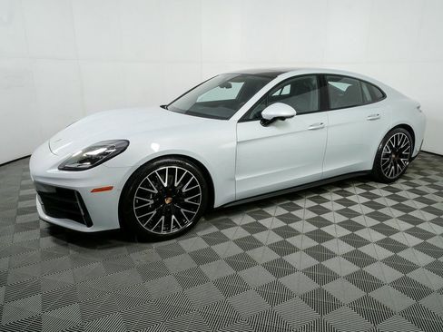 New 2026 Porsche Panamera RWD image 2