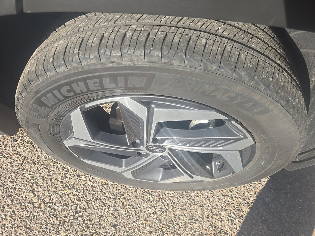 Used 2024 Hyundai Tucson Limited AWD/4WD image 5