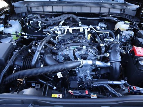 New 2025 Ford Bronco 2-Door image 18