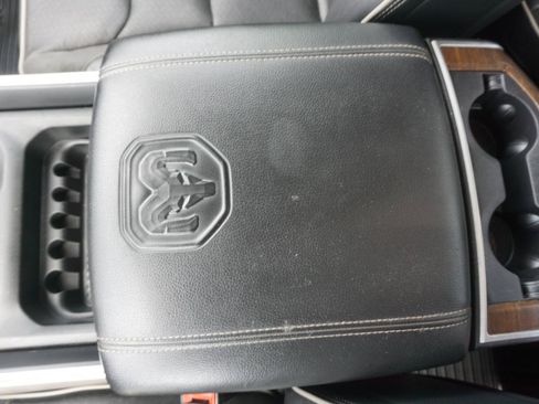 Used 2021 RAM 1500 Laramie AWD/4WD image 27