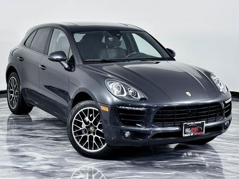 Used 2017 Porsche Macan S AWD/4WD image 3