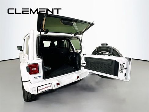 Used 2023 Jeep Wrangler Unlimited Sahara image 10