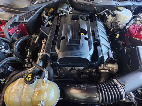Used 2019 Ford Mustang Coupe RWD image 27