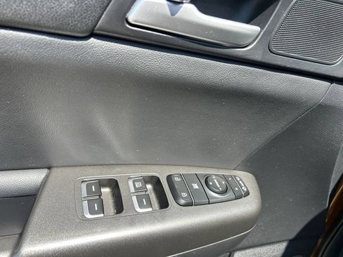 Used 2020 Kia Sportage S w/ S Sunroof Package AWD/4WD image 11
