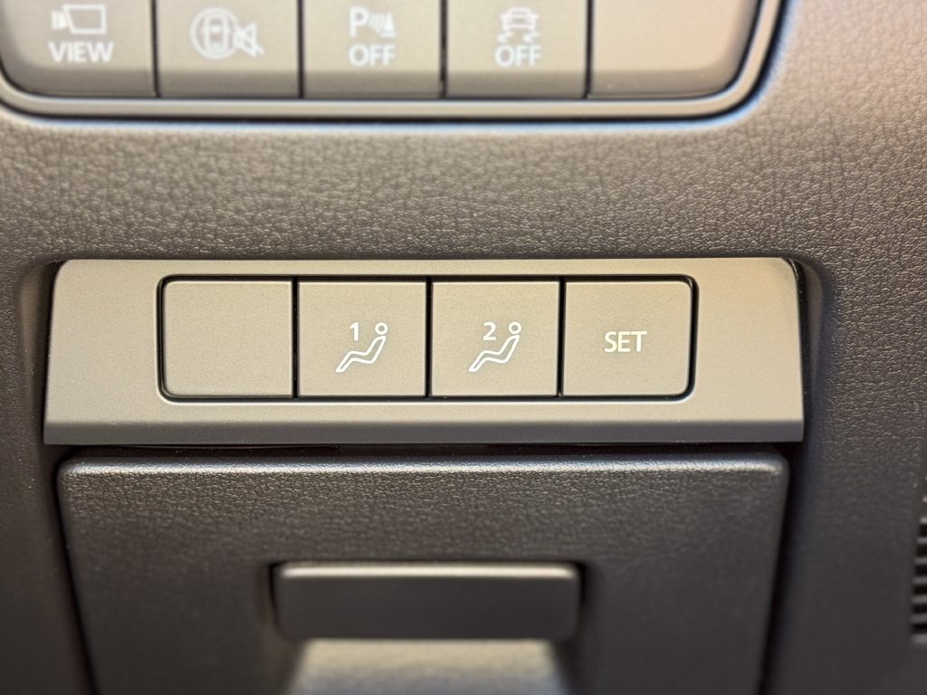 New 2026 MAZDA MAZDA3 Hatchback w/Premium Plus Pkg AWD/4WD image 22