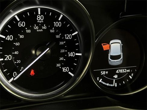 Used 2020 MAZDA CX-5 Touring image 10