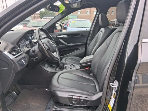 Used 2017 BMW X1 xDrive28i AWD/4WD image 12