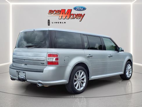 Used 2018 Ford Flex Limited FWD image 4