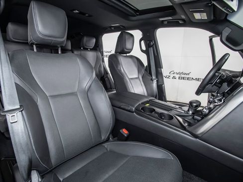 Used 2023 Lexus LX 600 4WD w/ Appearance Package image 32