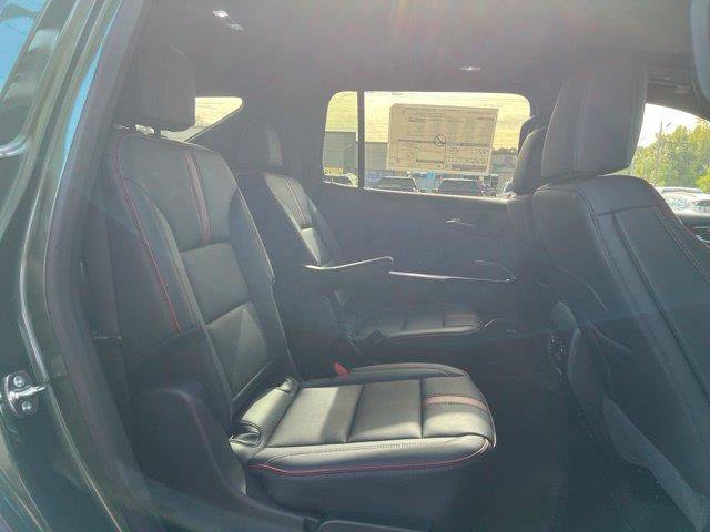 New 2027 Chevrolet Traverse RS FWD image 13
