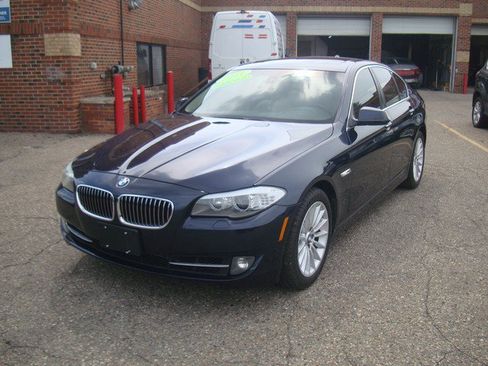 Used 2011 BMW 535i Sedan RWD image 1