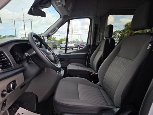 Used 2024 Ford Transit 350 XLT RWD image 6