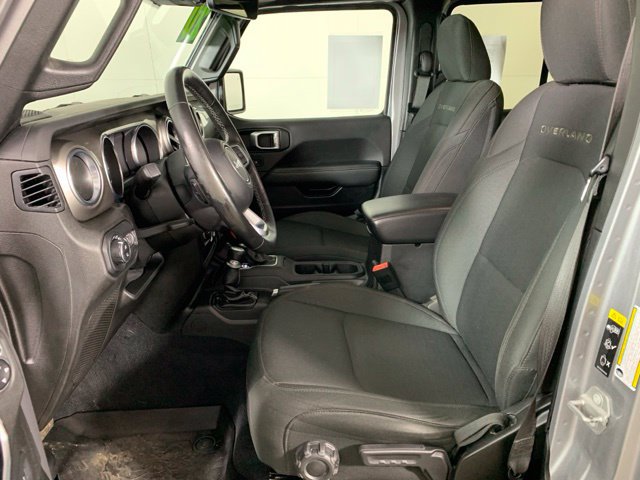 Used 2020 Jeep Gladiator Overland w/ Dual Top Group AWD/4WD image 17