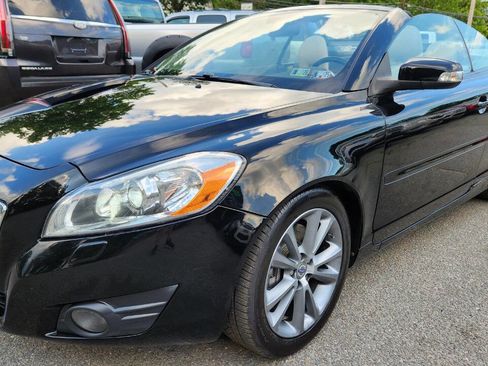 Used 2012 Volvo C70 T5 w/ Climate Pkg image 7