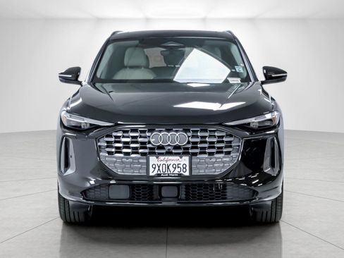 Used 2025 Audi Q5 Premium w/ Premium Plus AWD/4WD image 8