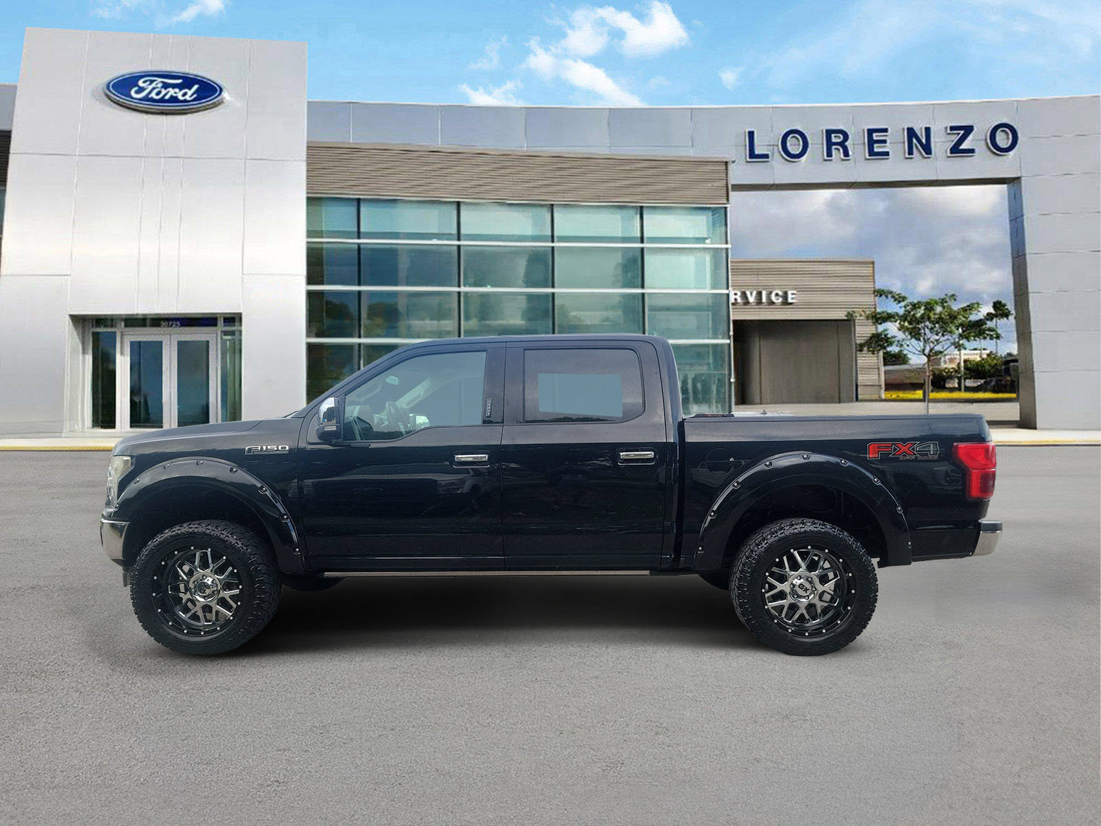 Used 2018 Ford F150 Lariat w/ Equipment Group 502A Luxury AWD/4WD image 8